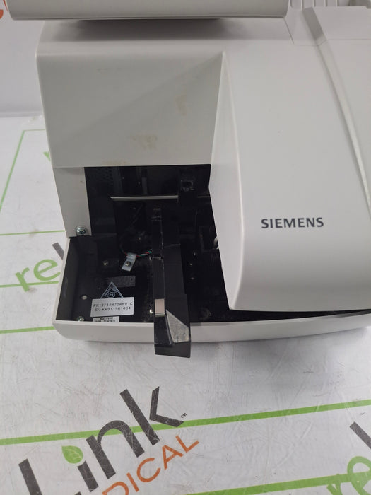 Siemens Clinitek Advantus Analyzer