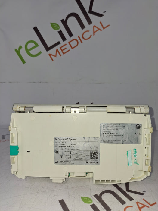 B. Braun Infusomat Space w/Pole Clamp & AC Adapter Infusion Pump