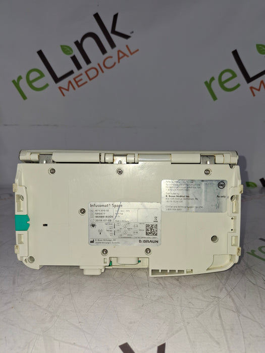 B. Braun Infusomat Space w/Pole Clamp & AC Adapter Infusion Pump