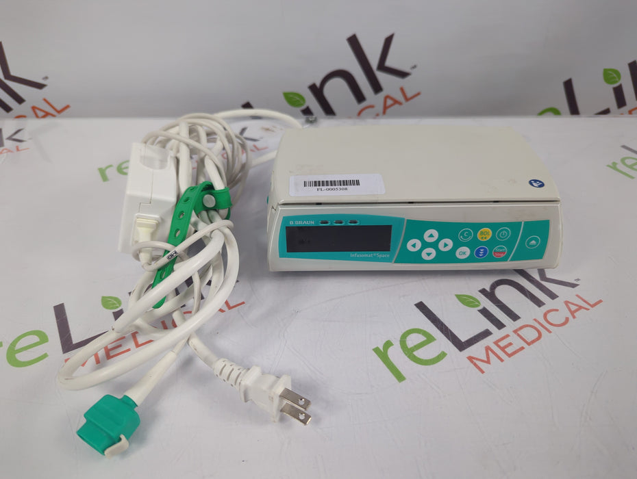B. Braun Infusomat Space w/Pole Clamp & AC Adapter Infusion Pump