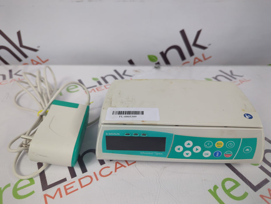B. Braun Infusomat Space w/Pole Clamp & AC Adapter Infusion Pump