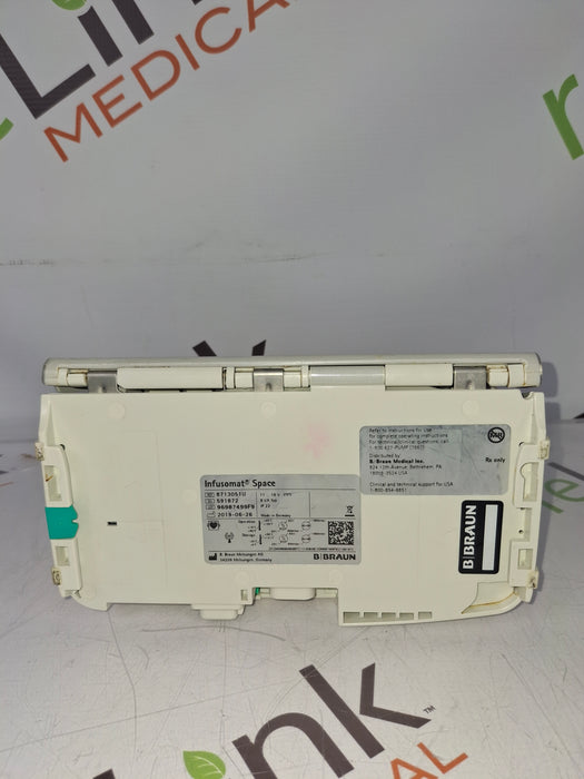 B. Braun Infusomat Space w/Pole Clamp & AC Adapter Infusion Pump