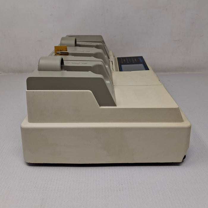Stryker 4110-120 Four Station Battery Charger