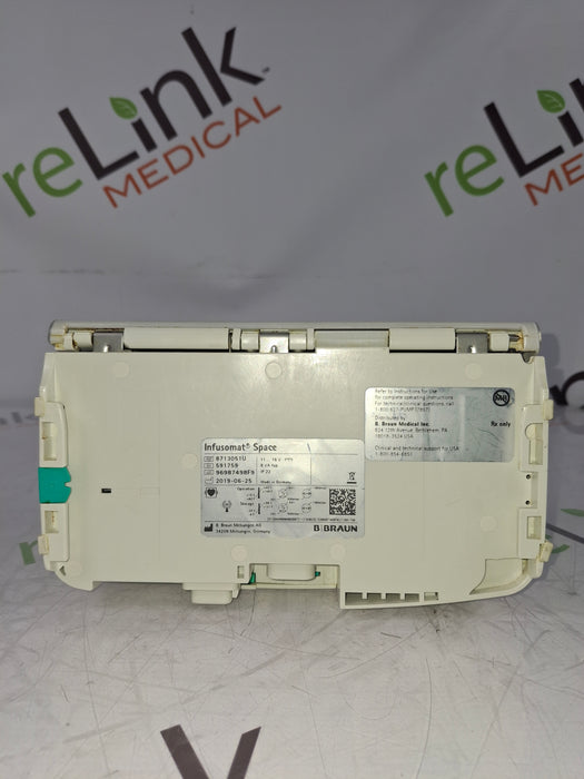 B. Braun Infusomat Space w/Pole Clamp & AC Adapter Infusion Pump