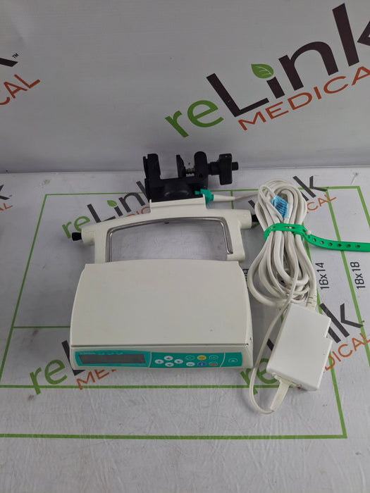 B. Braun Infusomat Space w/Pole Clamp & AC Adapter Infusion Pump