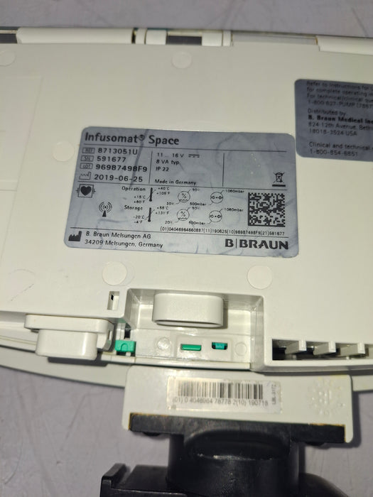 B. Braun Infusomat Space w/Pole Clamp & AC Adapter Infusion Pump
