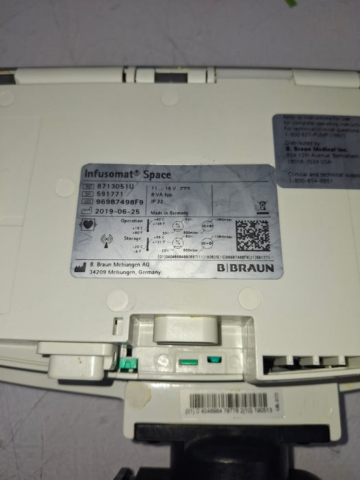 B. Braun Infusomat Space w/Pole Clamp & AC Adapter Infusion Pump