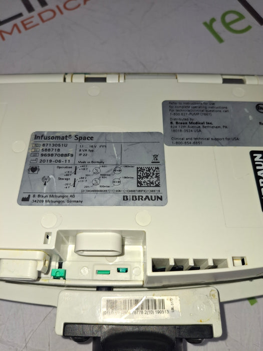 B. Braun Infusomat Space w/Pole Clamp & AC Adapter Infusion Pump