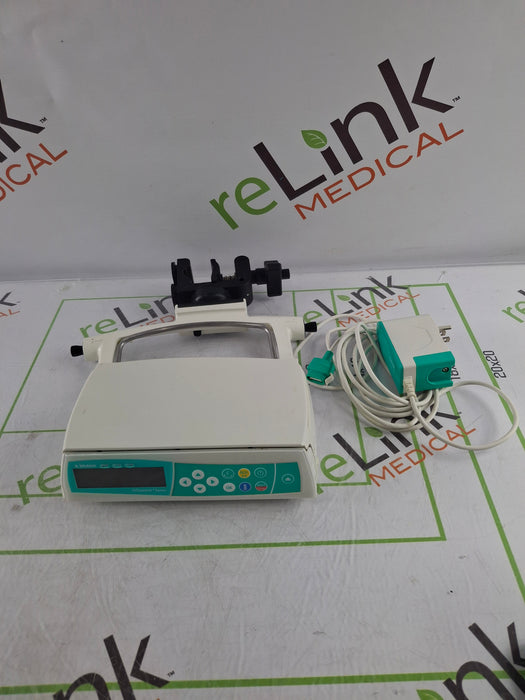 B. Braun Infusomat Space w/Pole Clamp & AC Adapter Infusion Pump
