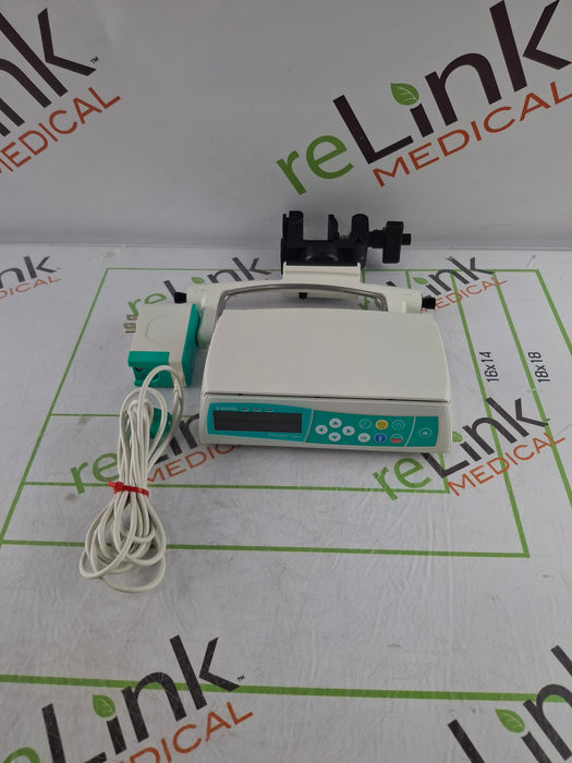 B. Braun Infusomat Space w/Pole Clamp & AC Adapter Infusion Pump