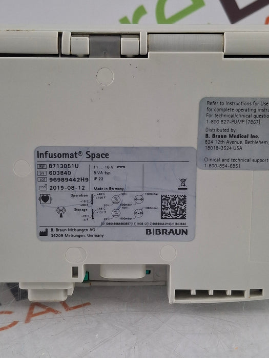 B. Braun Infusomat Space w/Pole Clamp & AC Adapter Infusion Pump