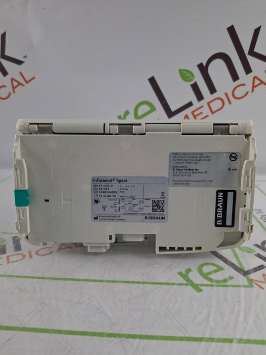 B. Braun Infusomat Space w/Pole Clamp & AC Adapter Infusion Pump