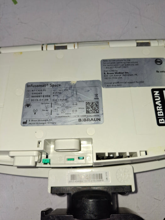 B. Braun B. Braun Infusomat Space w/Pole Clamp & AC Adapter Infusion Pump Infusion Pump reLink Online