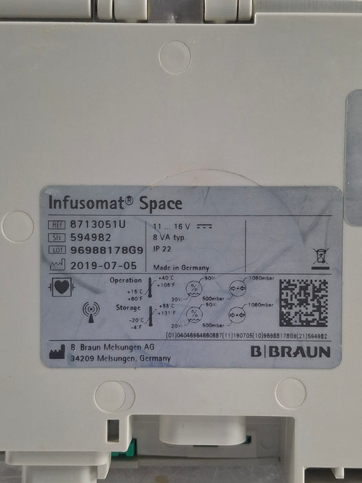 B. Braun Infusomat Space w/Pole Clamp & AC Adapter Infusion Pump