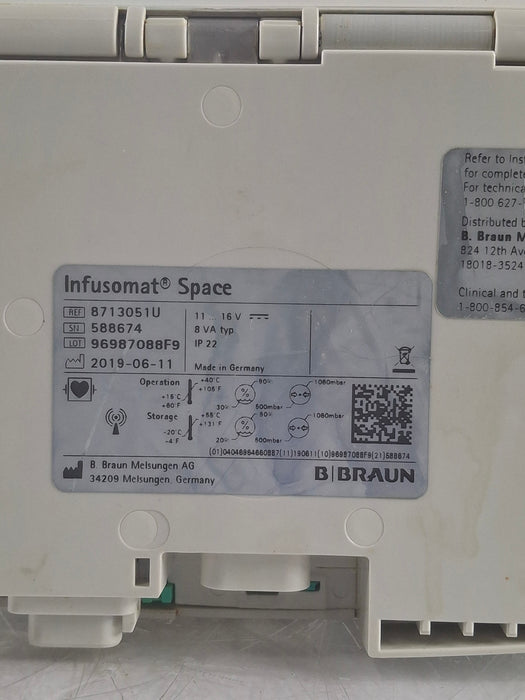B. Braun Infusomat Space w/Pole Clamp & AC Adapter Infusion Pump