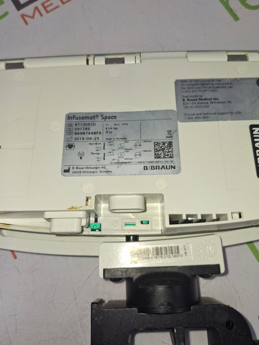 B. Braun Infusomat Space w/Pole Clamp & AC Adapter Infusion Pump
