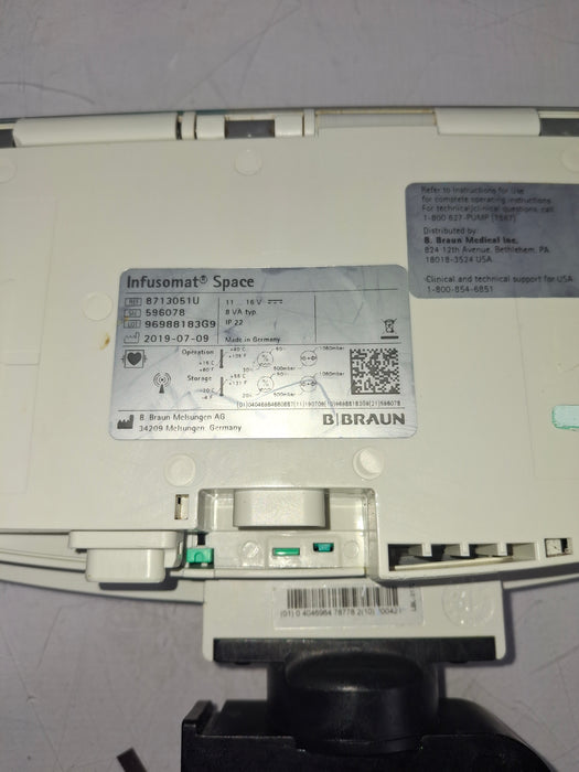 B. Braun Infusomat Space w/Pole Clamp & AC Adapter Infusion Pump
