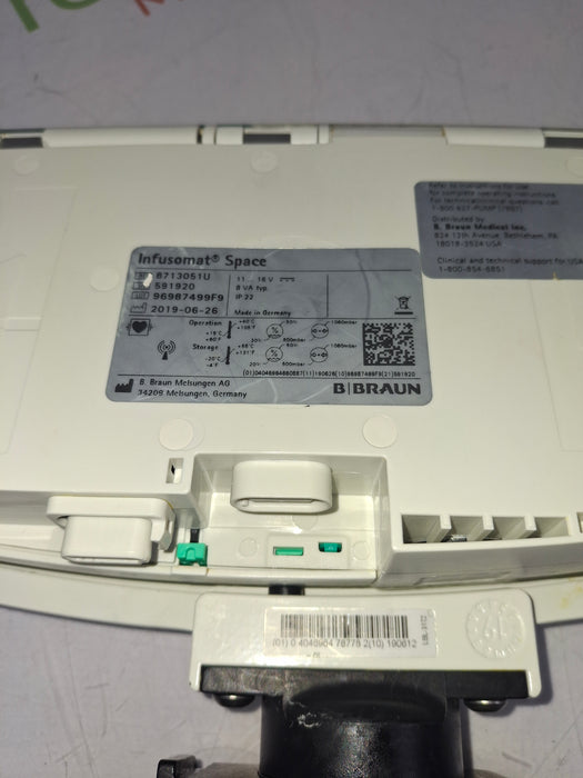 B. Braun Infusomat Space w/Pole Clamp & AC Adapter Infusion Pump