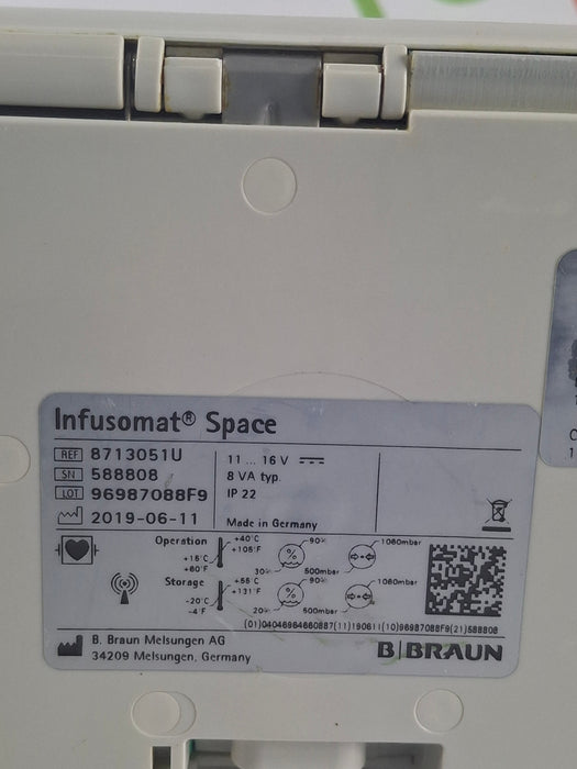 B. Braun Infusomat Space w/Pole Clamp & AC Adapter Infusion Pump