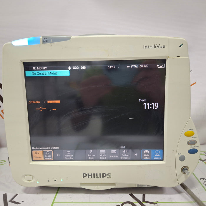 Philips IntelliVue MP50 Patient Monitor