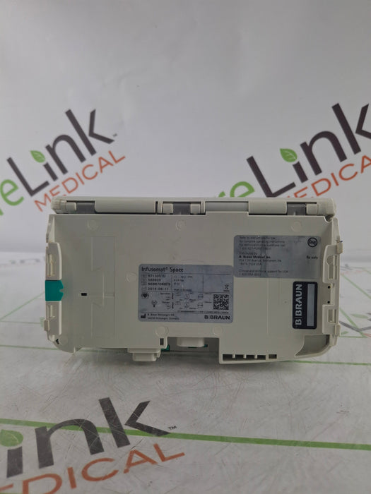 B. Braun Infusomat Space w/Pole Clamp & AC Adapter Infusion Pump