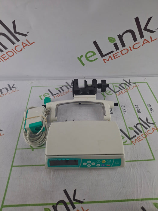 B. Braun Infusomat Space w/Pole Clamp & AC Adapter Infusion Pump