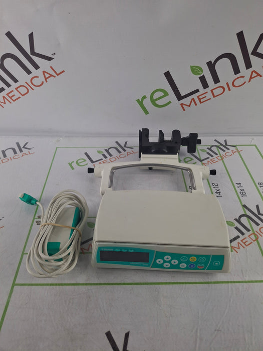 B. Braun Infusomat Space w/Pole Clamp & AC Adapter Infusion Pump
