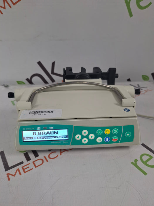 B. Braun Infusomat Space w/Pole Clamp & AC Adapter Infusion Pump