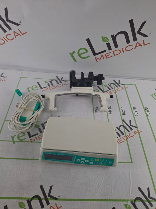 B. Braun Infusomat Space w/Pole Clamp & AC Adapter Infusion Pump