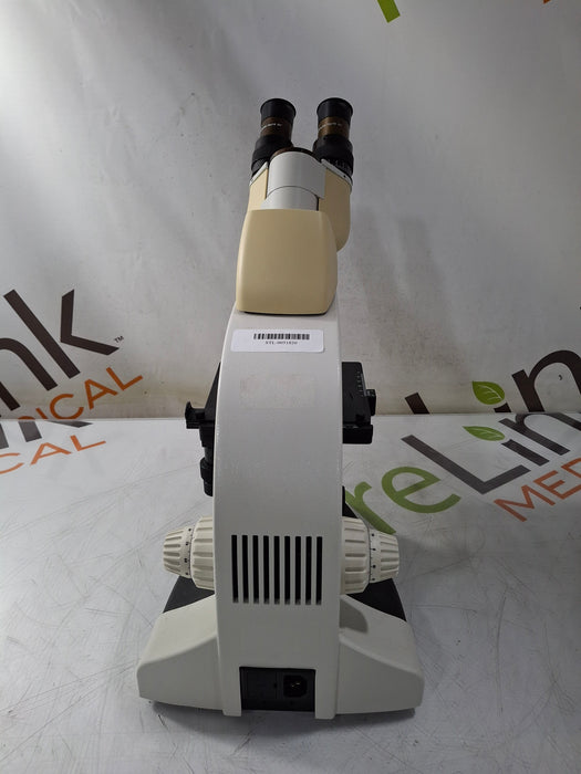 Leica DME Binocular Microscope