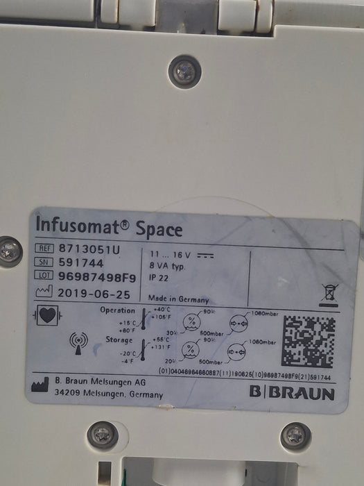 B. Braun Infusomat Space w/Pole Clamp & AC Adapter Infusion Pump