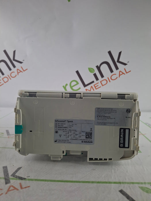 B. Braun Infusomat Space w/Pole Clamp & AC Adapter Infusion Pump