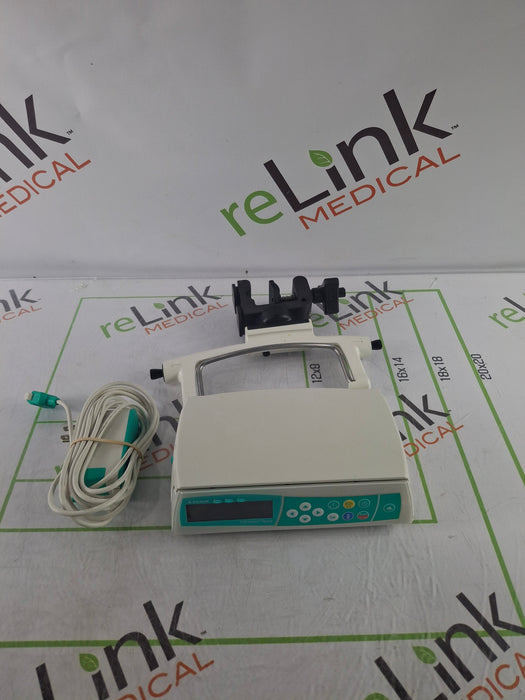 B. Braun Infusomat Space w/Pole Clamp & AC Adapter Infusion Pump