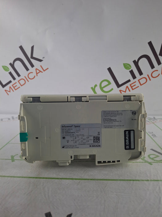 B. Braun Infusomat Space w/Pole Clamp & AC Adapter Infusion Pump