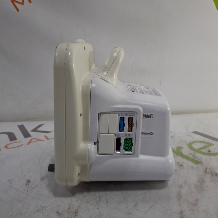 GE Healthcare Dash 4000 - Masimo SpO2 Patient Monitor