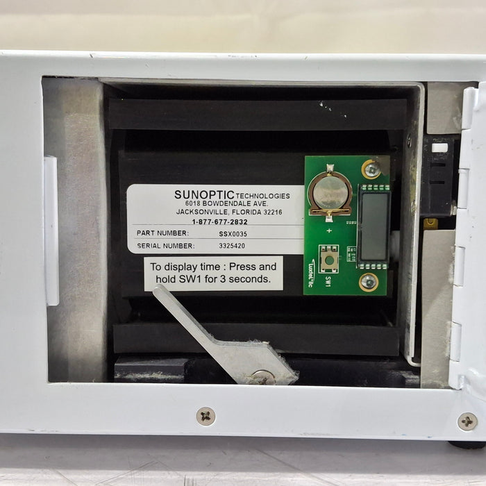Sunoptic Technologies Titan 300HP Light Source
