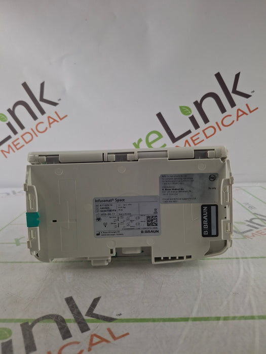 B. Braun Infusomat Space w/Pole Clamp & AC Adapter Infusion Pump