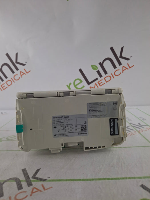 B. Braun Infusomat Space w/Pole Clamp & AC Adapter Infusion Pump