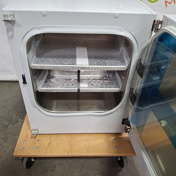 Binder Gmbh CB 56 CO2 Incubator