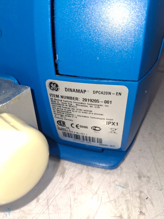 GE Healthcare Dinamap ProCare 400 Patient Monitor
