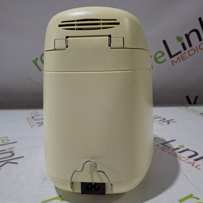 Medela 87115 Waterless Milk Warmer