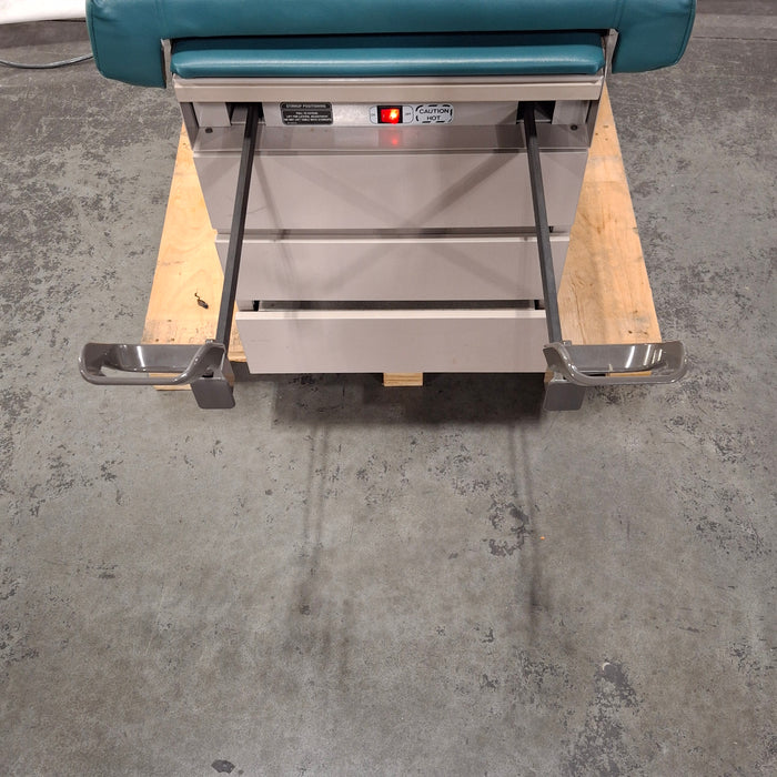 Midmark Ritter Model 104 Exam Table