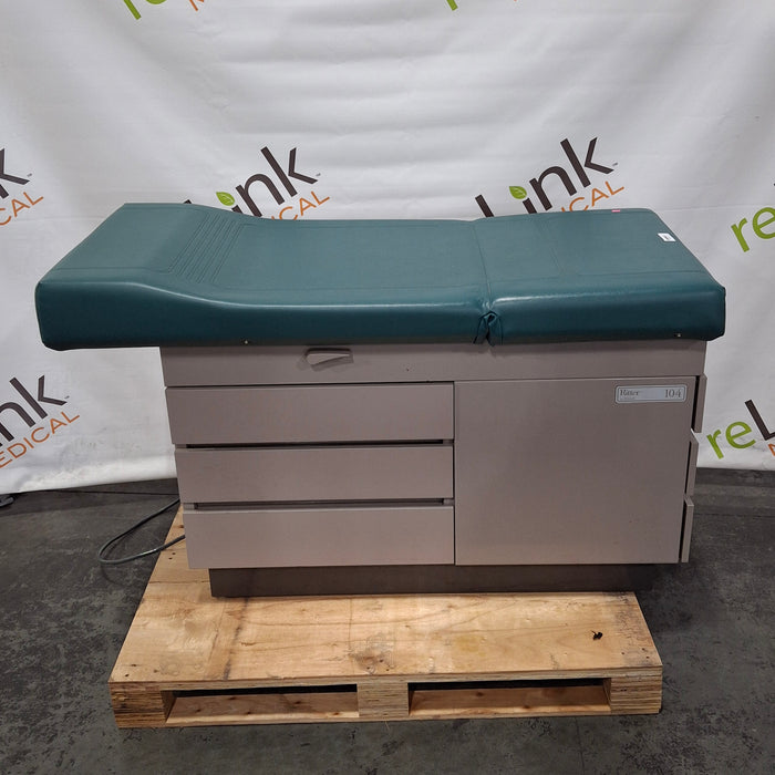 Midmark Ritter Model 104 Exam Table