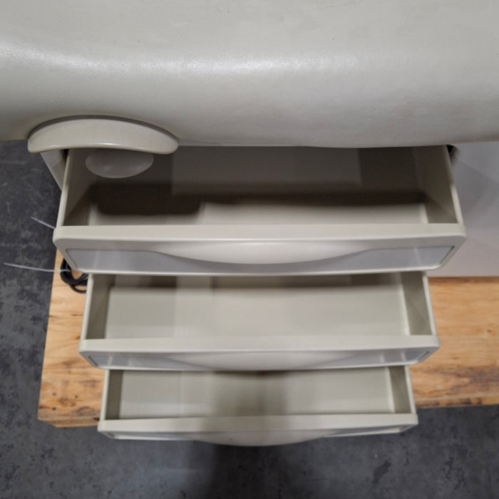 Midmark 204 Exam Table