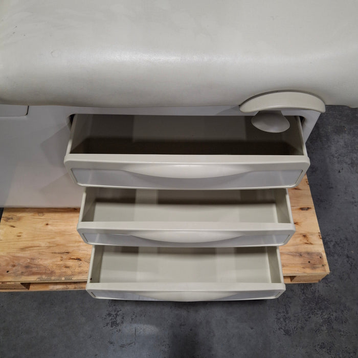 Midmark 204 Exam Table