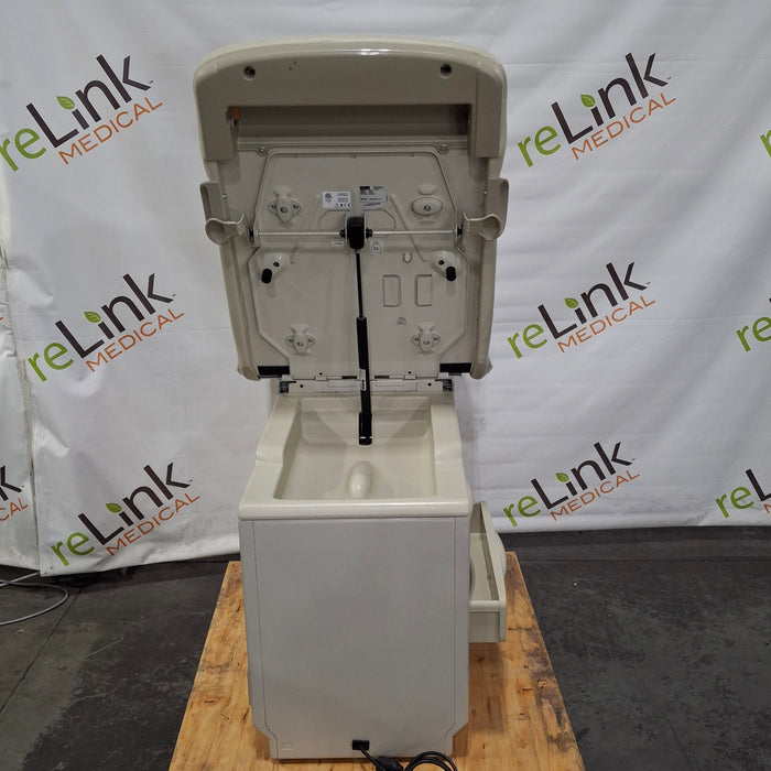 Midmark 204 Exam Table