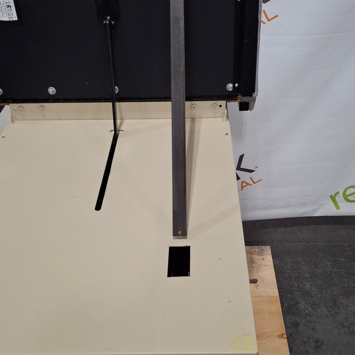 Enochs ELPAK 1000 Exam Table