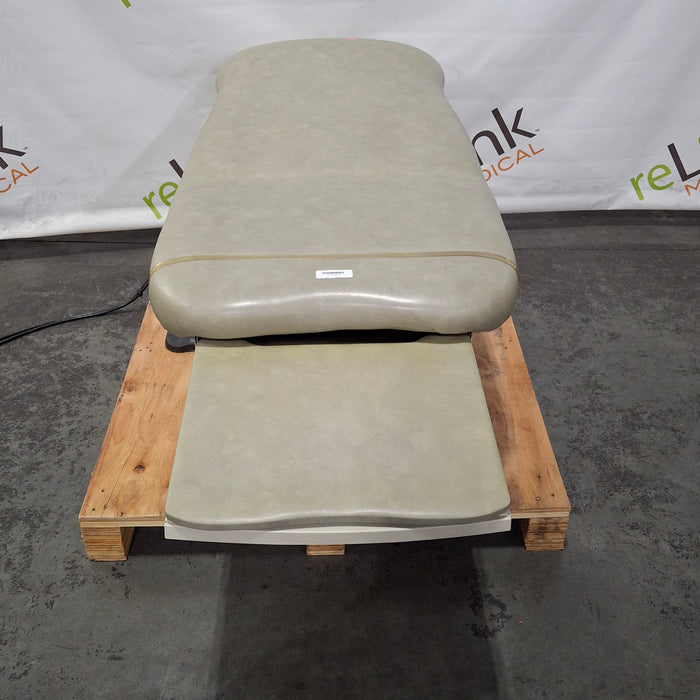 Midmark 223 Hi-Lo Power Barrier Free Procedure Exam Table