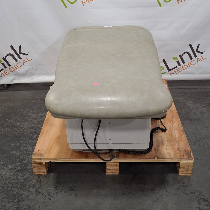 Midmark 223 Hi-Lo Power Barrier Free Procedure Exam Table