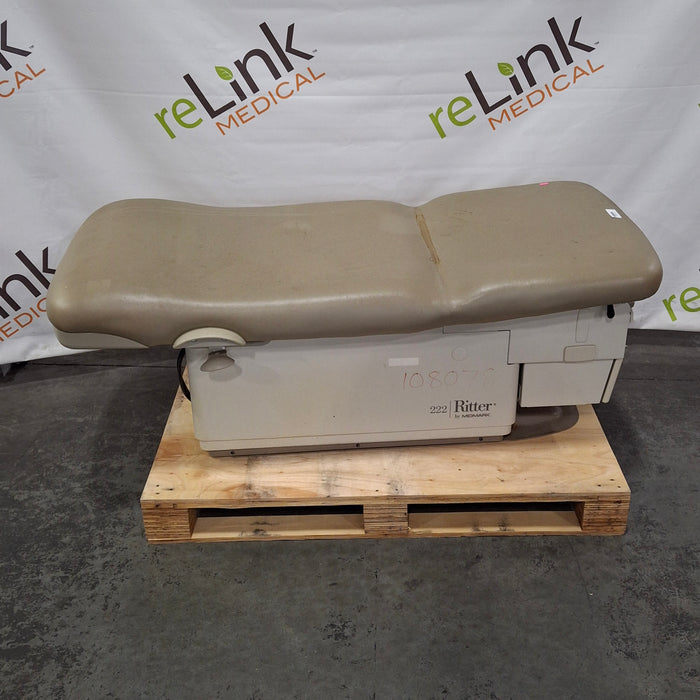 Midmark 222 Procedure Chair